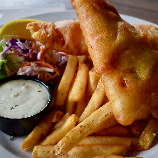 FAMOUS FISH & CHIPS